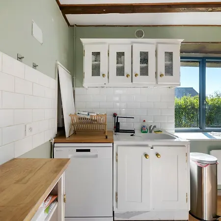 De Rully – 1h Mont St Michel Landhaus *