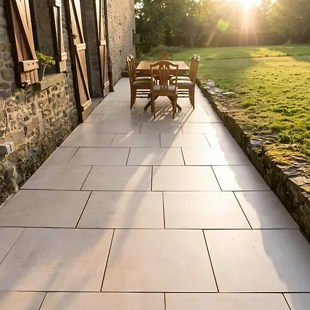Landhaus De Rully – 1h Mont St Michel